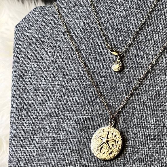 J Crew | Sand Dollar Pendant 27" Gold Tone Necklace - Picture 10 of 12
